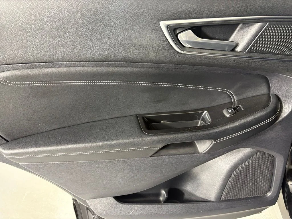 Used 2020 Black Ford Titanium image 37