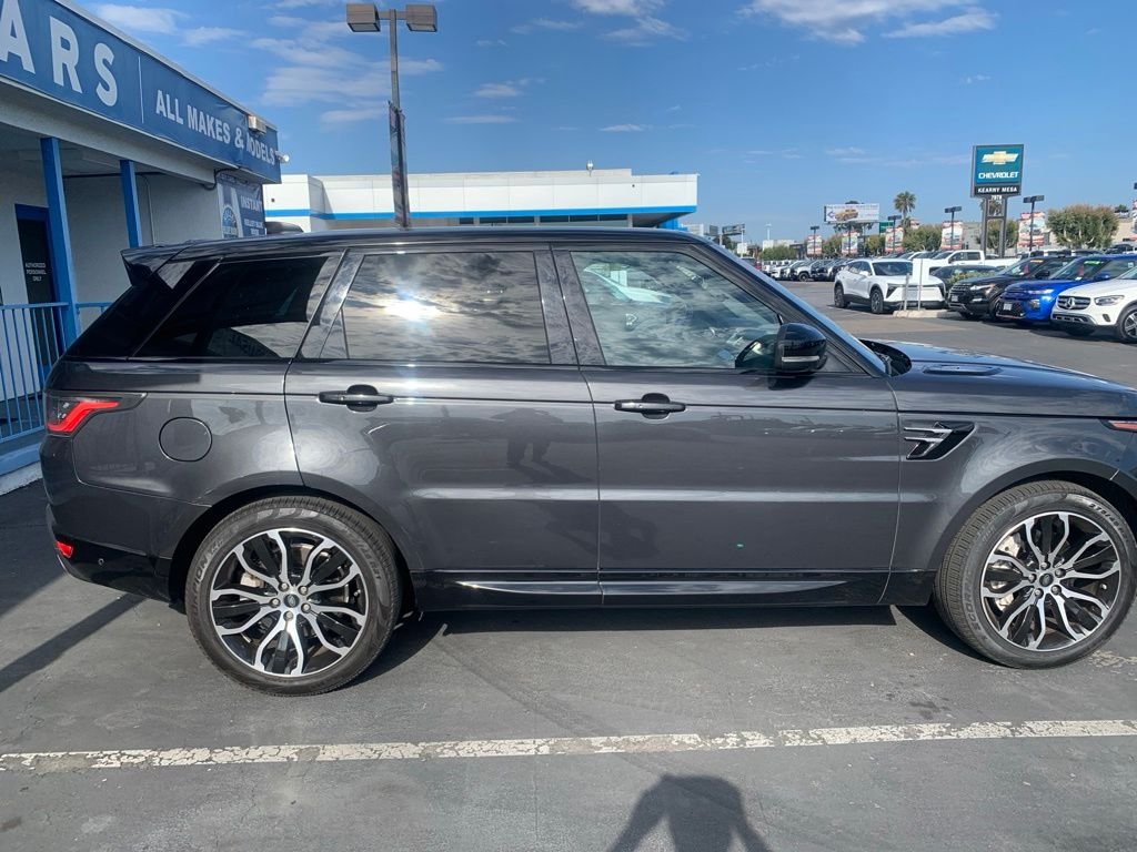 Used 2018 Gray Land Rover HSE image 5