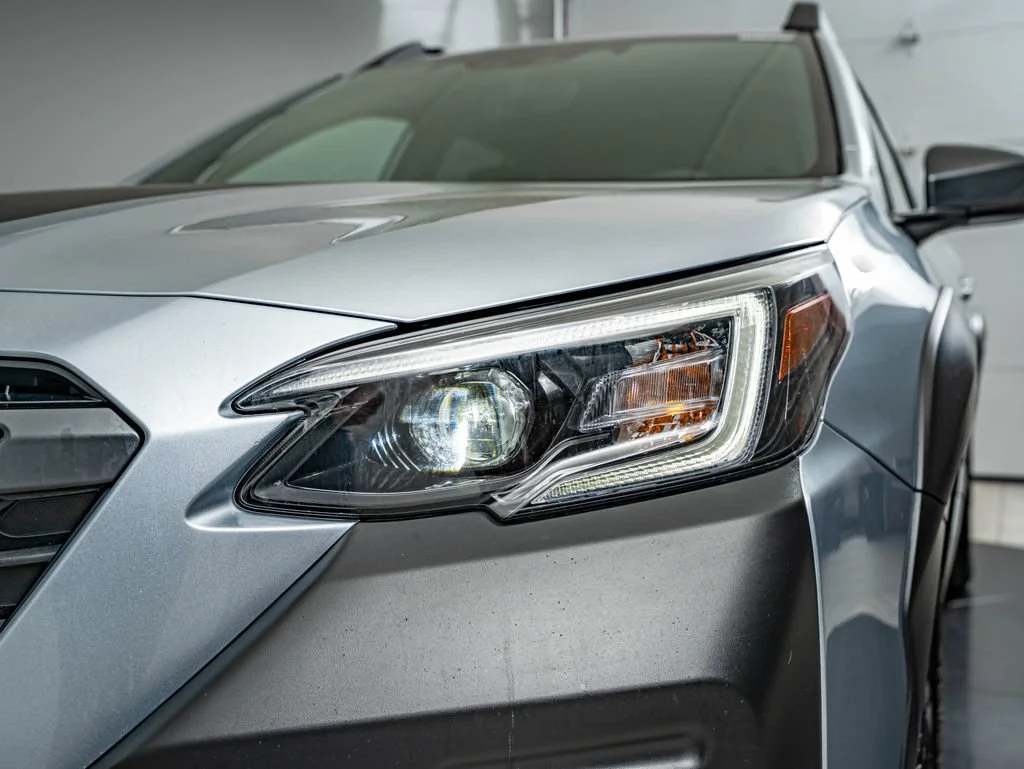 Used 2023 Ice Silver Metallic Subaru Wilderness image 14