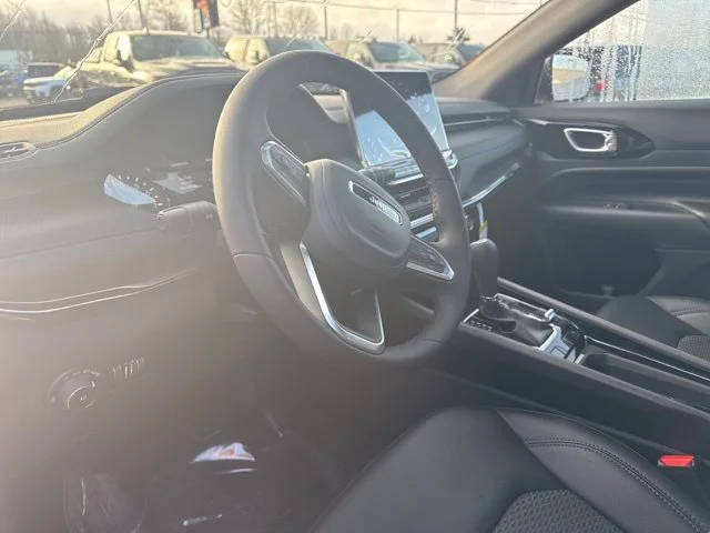 New 2026 Joose Jeep Latitude Altitude image 17