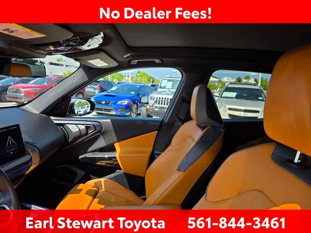 Used 2025 Gray BMW M50 xDrive image 11