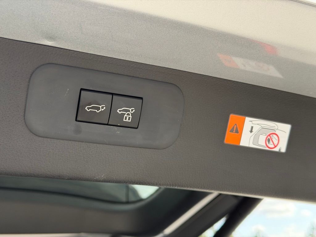 2025 Lexus TX Base - Photo 35