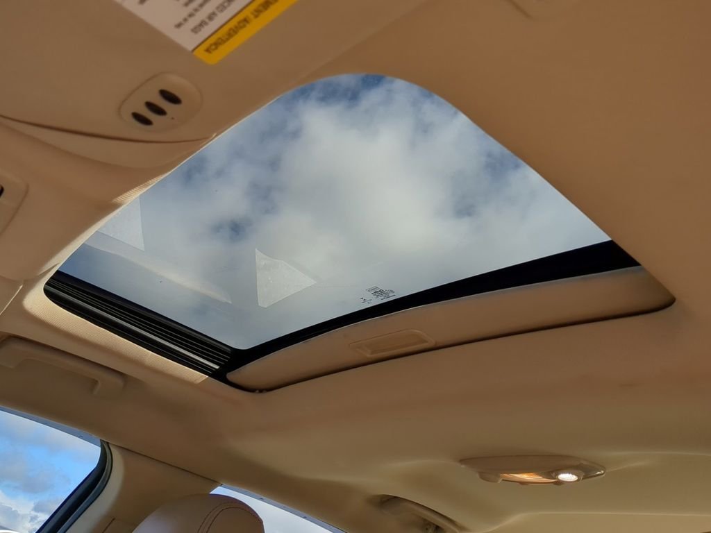 Used 2019 White Ford Limited image 21