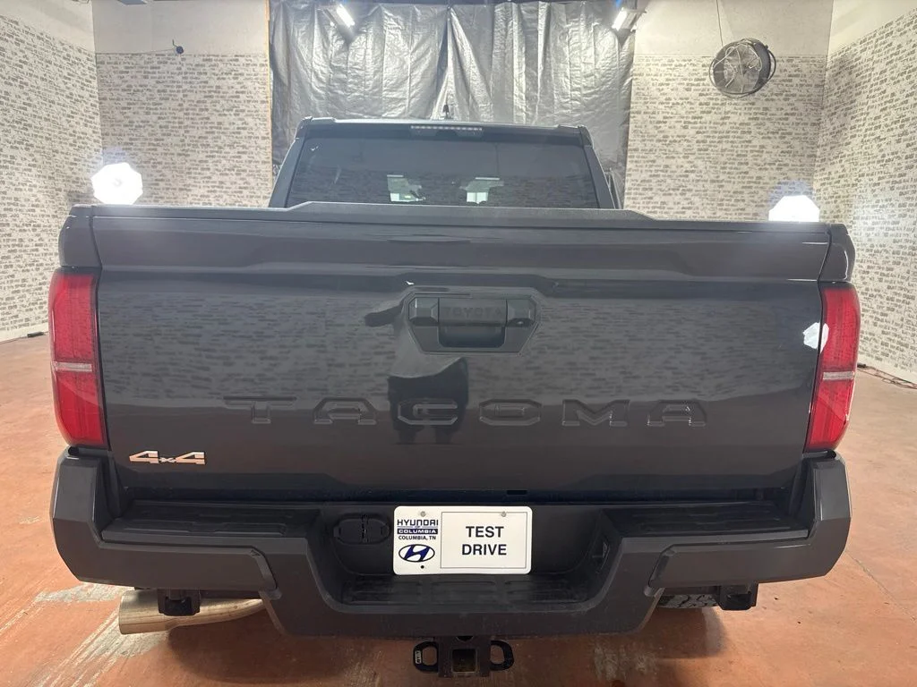 Used 2025 Underground Toyota SR5 image 6