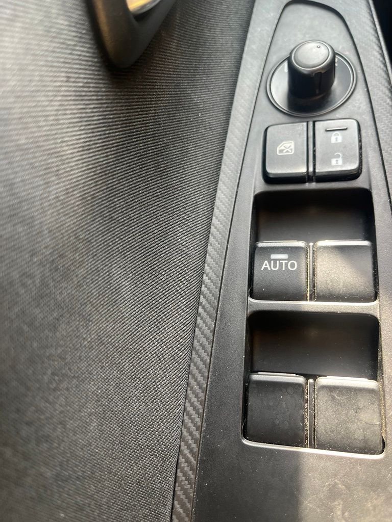 Used 2018 Blue Toyota Base image 26