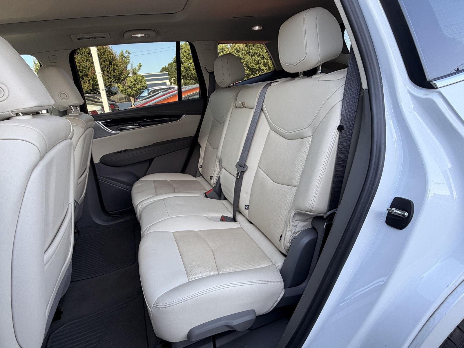 Used 2023 Crystal White Tricoat Cadillac FWD Premium Luxury image 29