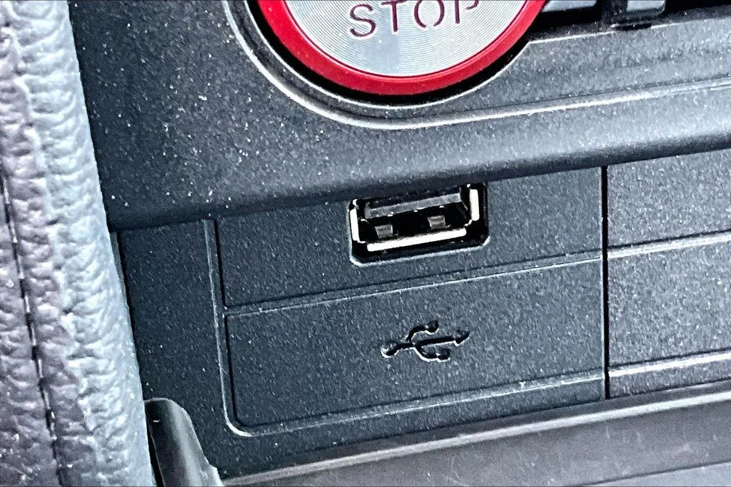 Used 2022 Gray Ford  image 32