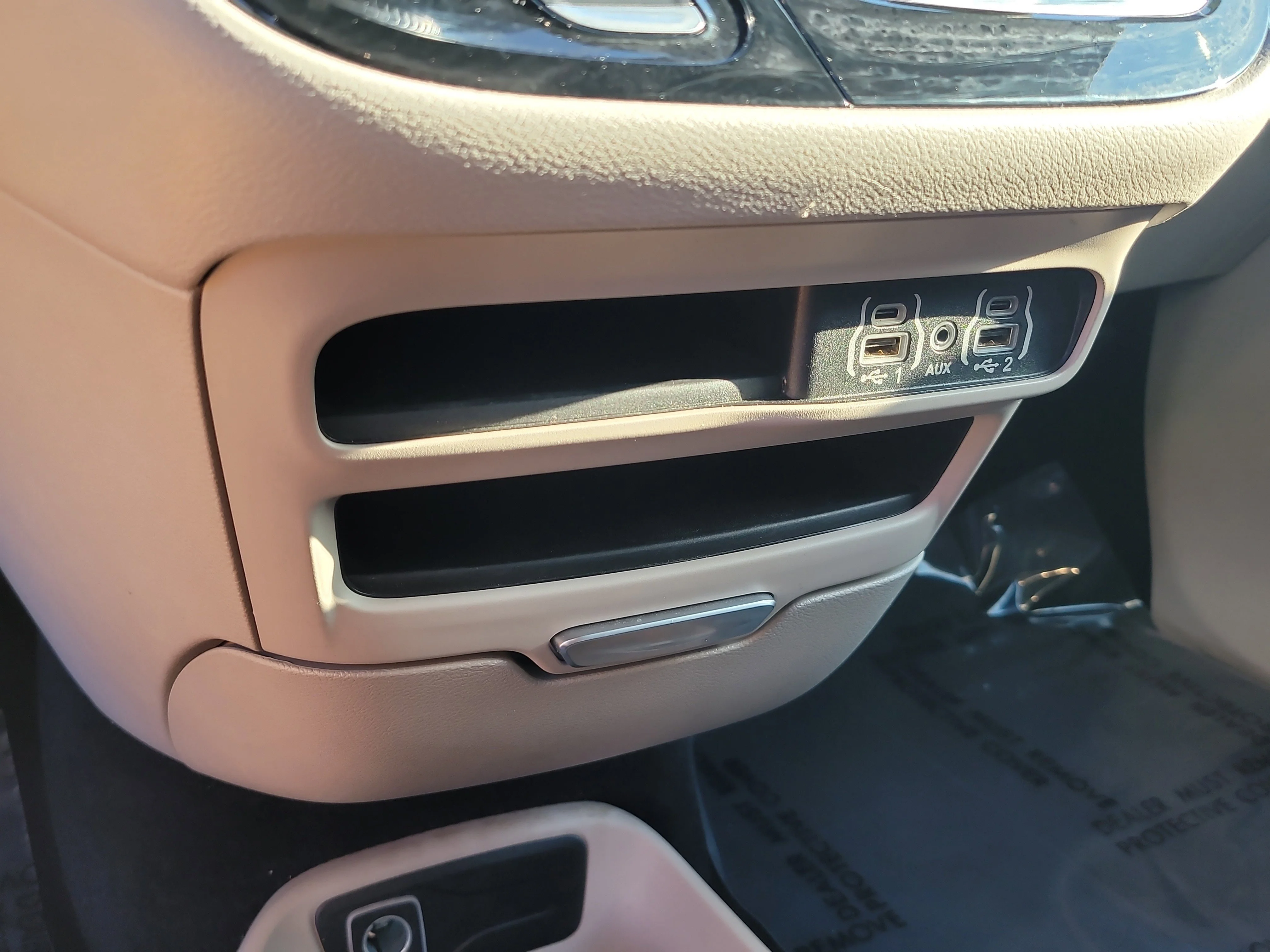 Used 2023 Bright White Clearcoat Chrysler LX image 23