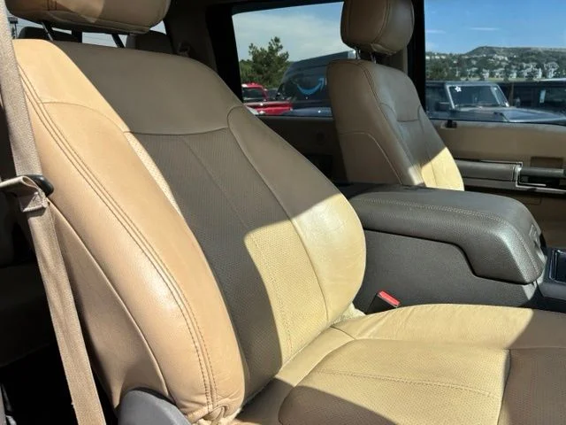 Used 2015  Ford Lariat image 24