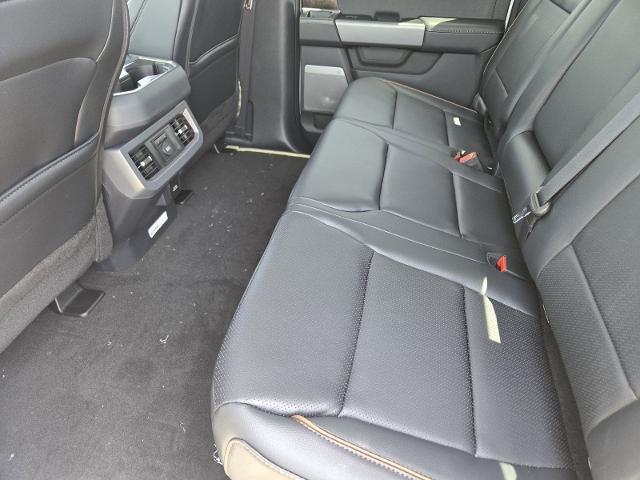 New 2026 Star White Metallic Tri-Coat Ford F-250® Lariat® image 38