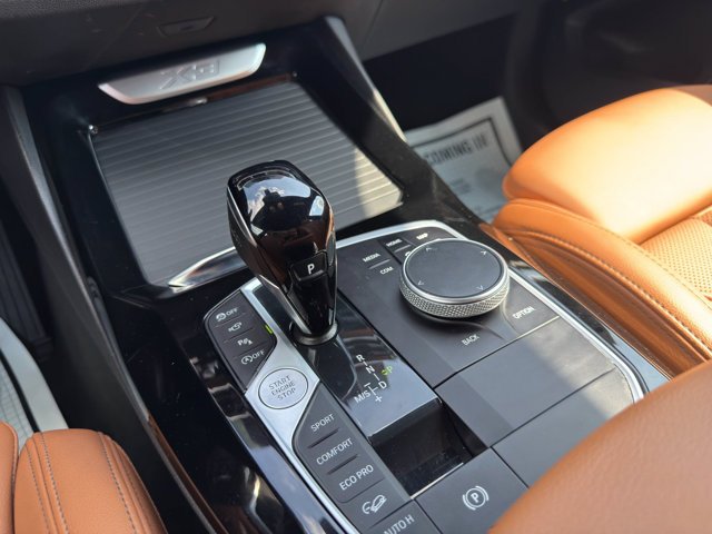 Used 2023 Dark Graphite Metallic BMW xDrive30i image 15