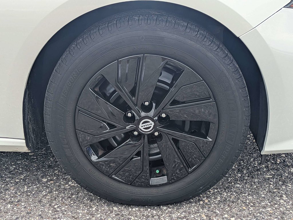2022 Nissan Altima S - Photo 11