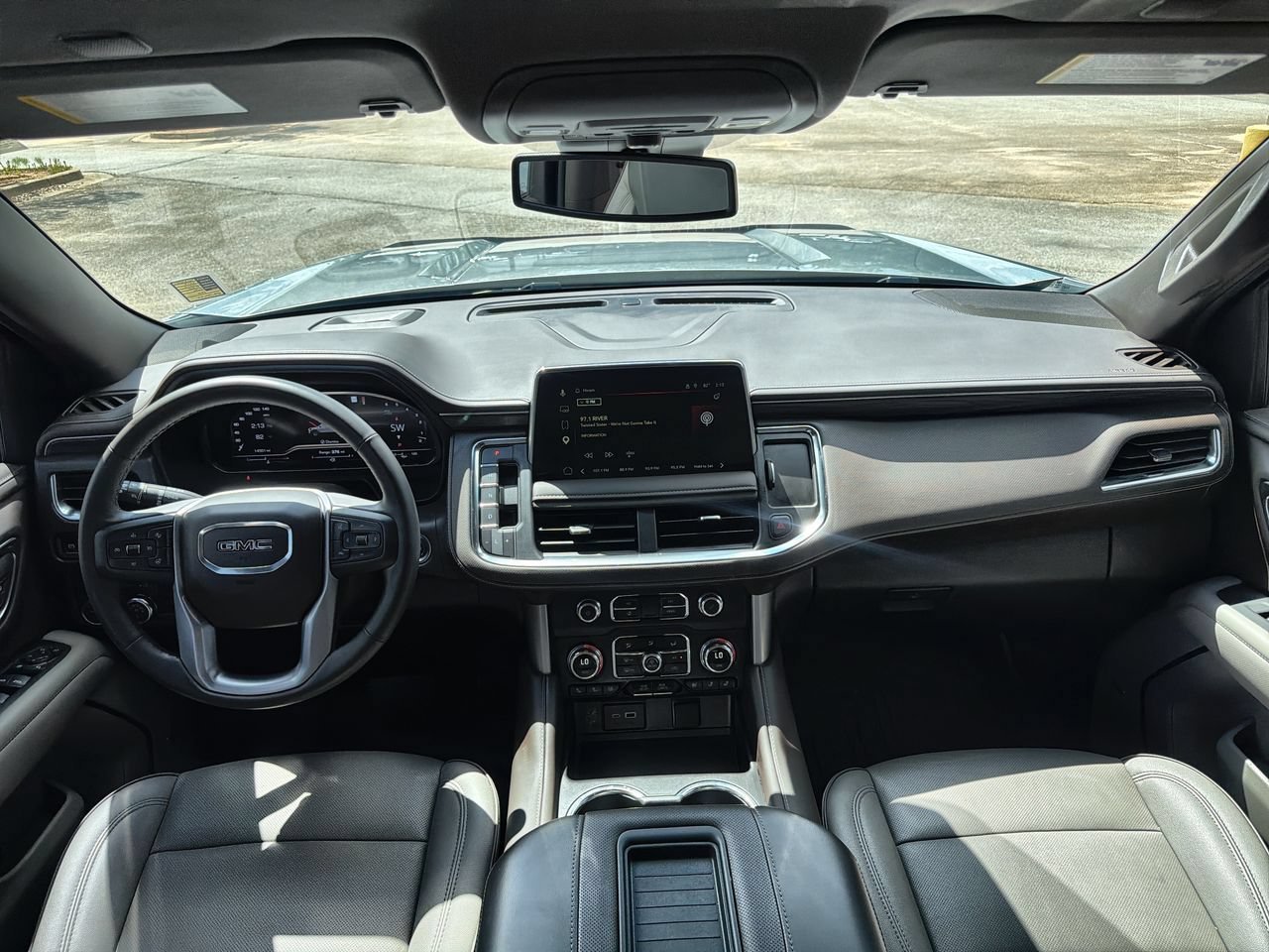 Used 2024 Sterling Metallic GMC SLT image 17