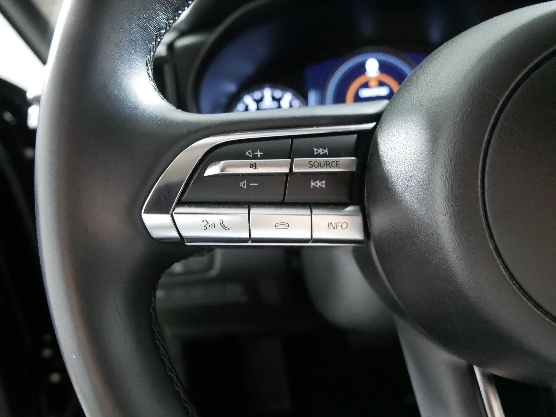 Used 2025 Jet Black Mica Mazda 2.5 S Preferred Package image 27