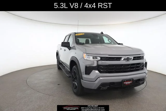 Used 2024 Gray Chevrolet RST image 29