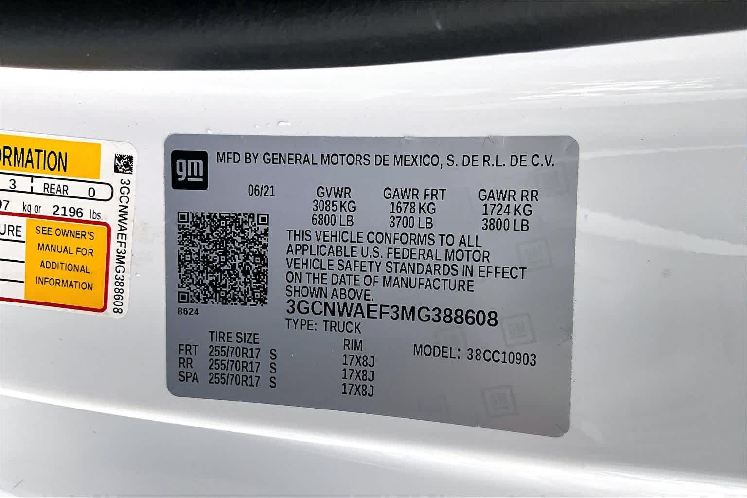 Used 2021 Summit White Chevrolet Work Truck image 28