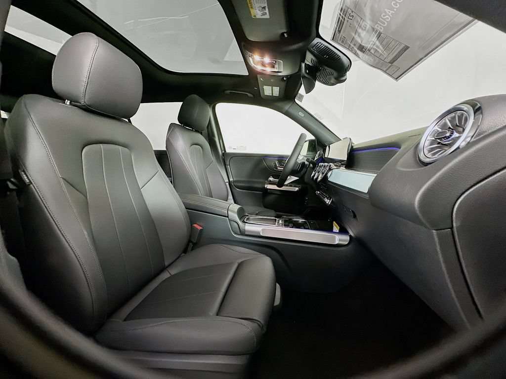 New 2026 Night Black Mercedes-Benz GLB 250 image 59