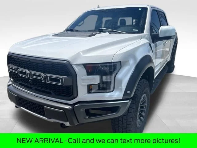 2020 Ford F-150 Raptor 4x4 SuperCrew 5-1/2 Box's photo