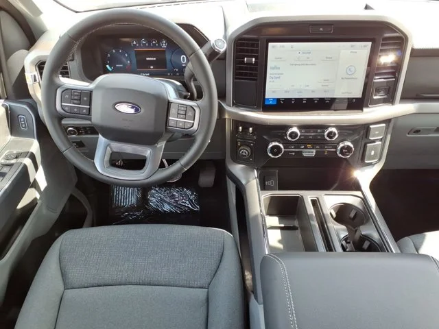 New 2026 Carbonized Gray Metallic Ford XLT image 34