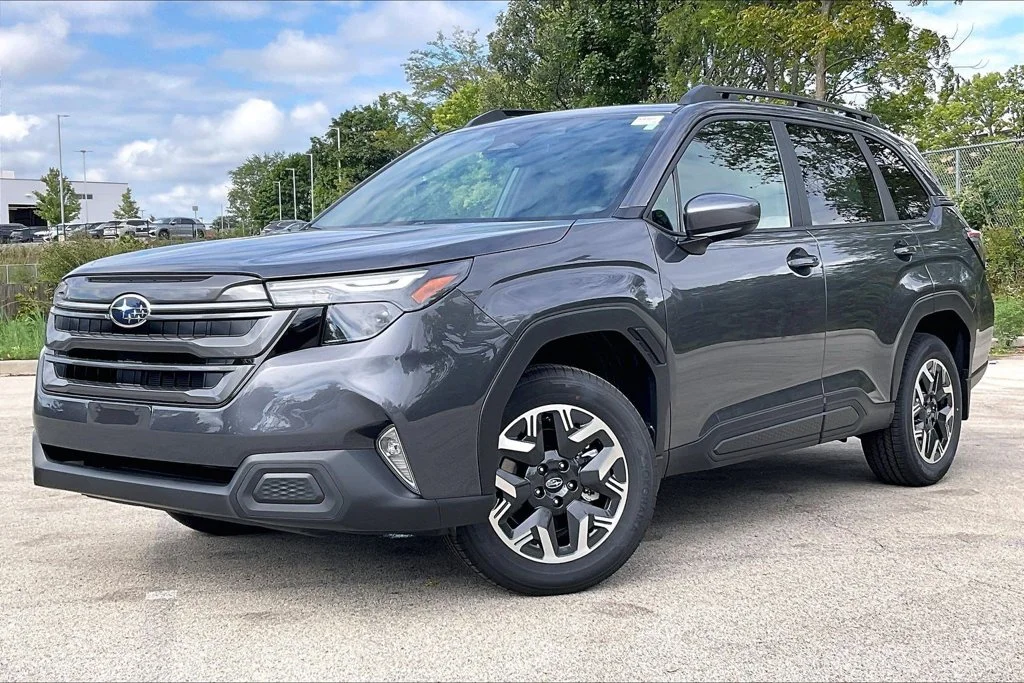 New 2026 MAGNETITE GRAY METALLIC Subaru Premium image 2