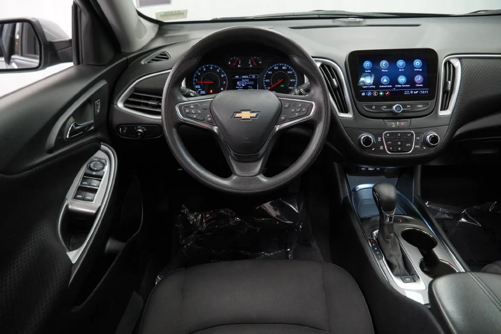 2024 Chevrolet Malibu 1LT - Photo 10