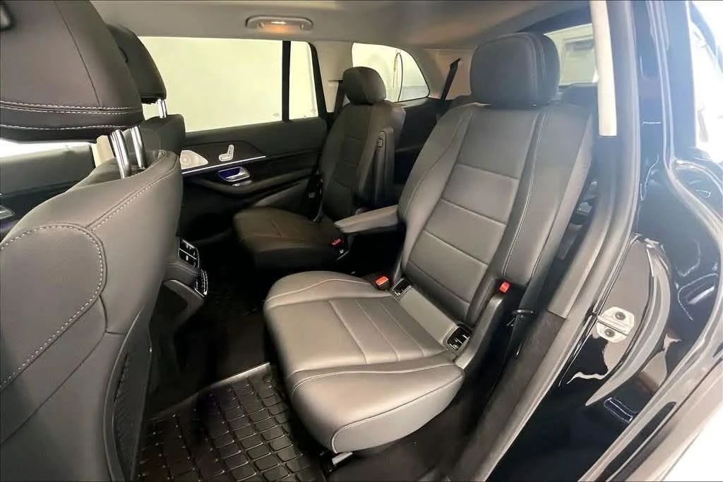 Certified Used 2026  Mercedes-Benz GLS 450 image 20