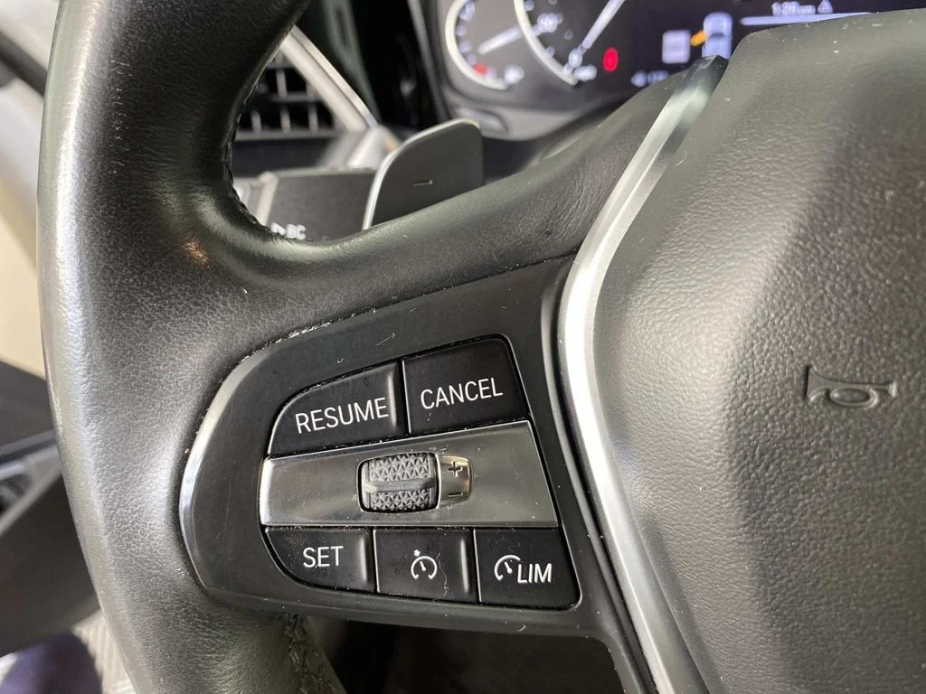 Used 2020 White Metallic BMW 330i xDrive image 16