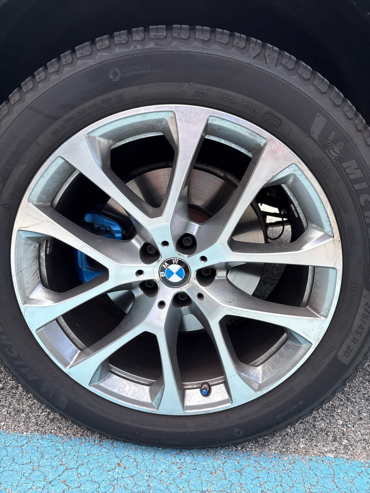 Used 2020 Black Sapphire Metallic BMW xDrive40i image 24