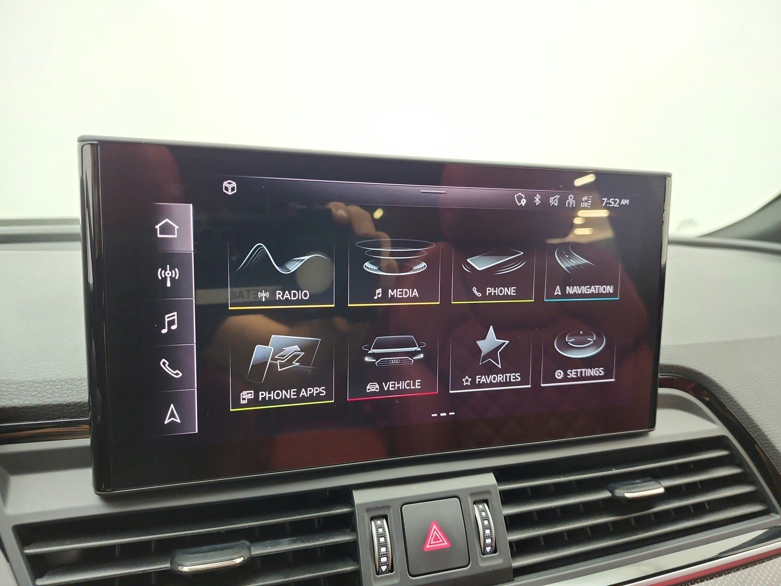 Used 2024 Daytona Gray Pearl Effect Audi Premium Plus image 9