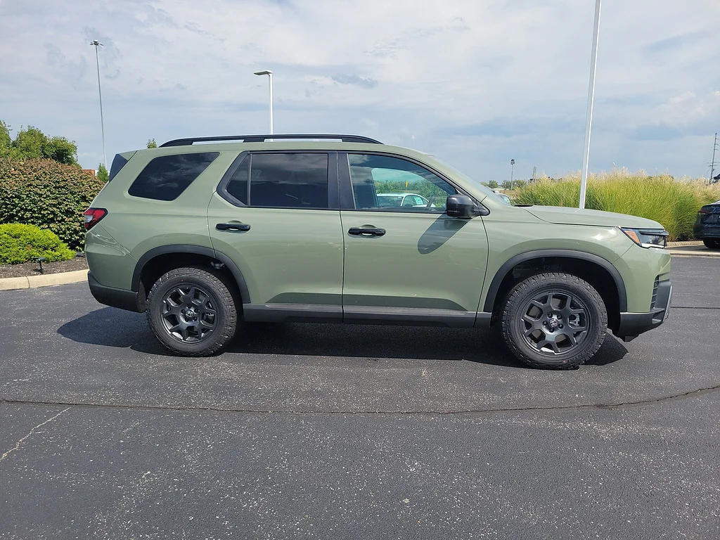 New 2026 Ash Green Metallic Honda TrailSport image 19
