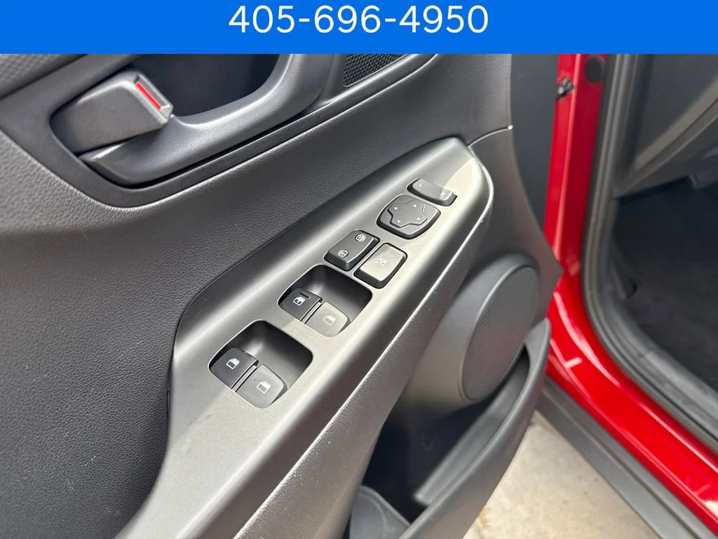 Certified Pre-Owned 2020 Hyundai Kona SE
