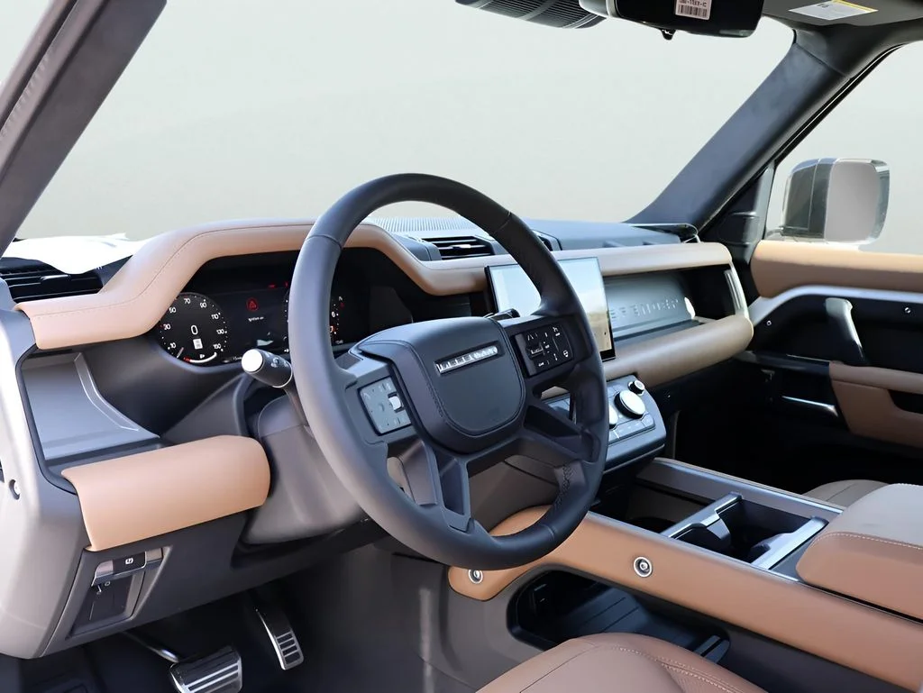 New 2025 Fuji White Land Rover V8 image 17