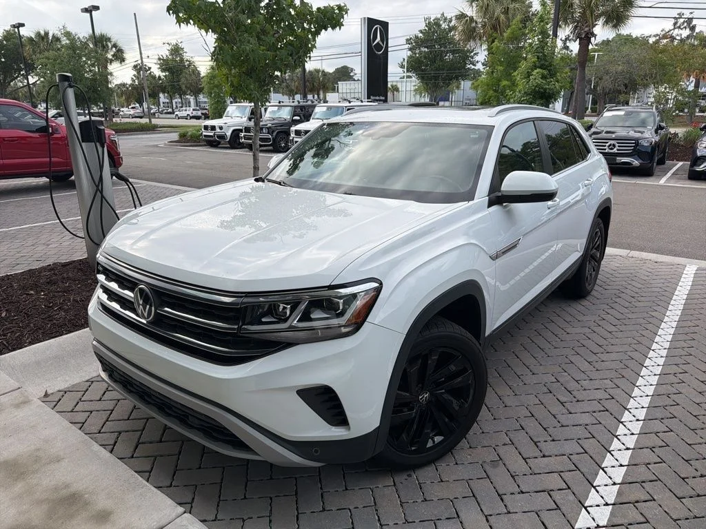 2021 Volkswagen Atlas Cross Sport 3.6L V6 SE w/Tech's photo