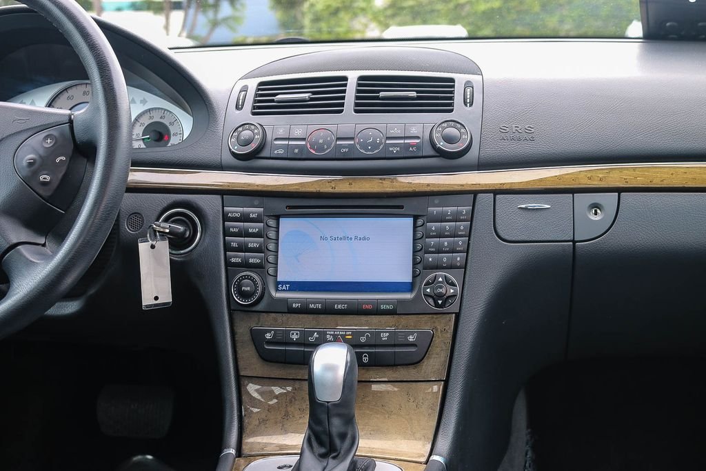 Used 2006 Silver Mercedes-Benz E 350 image 14