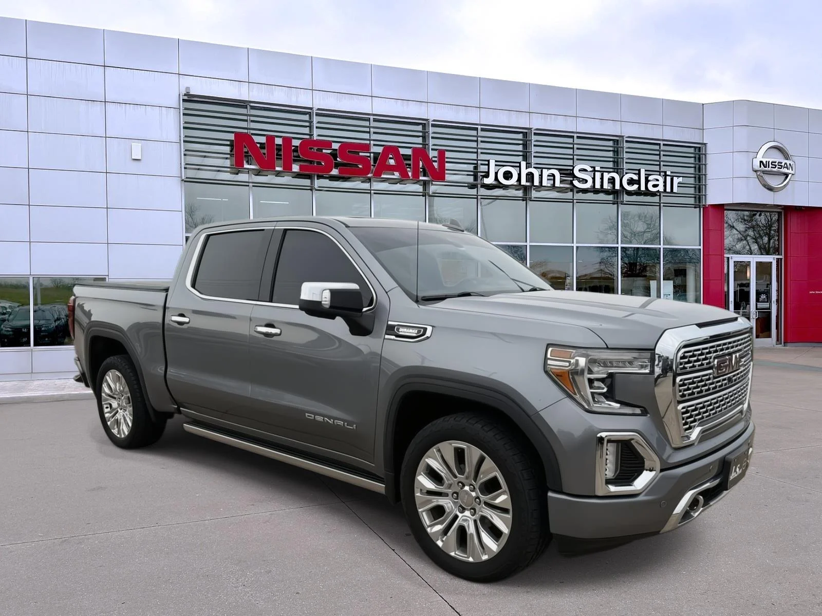2020 GMC Sierra 4WD Crew Cab Short Box Denali's photo