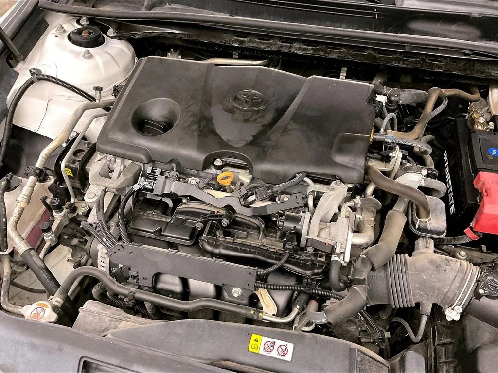 Used 2020 White Toyota SE image 38