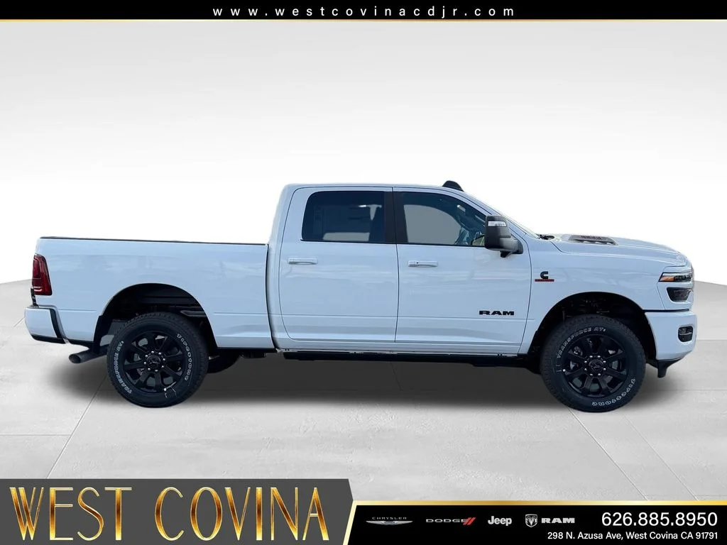 New 2026 Bright White Clear-Coat Exterior Paint RAM Laramie image 4