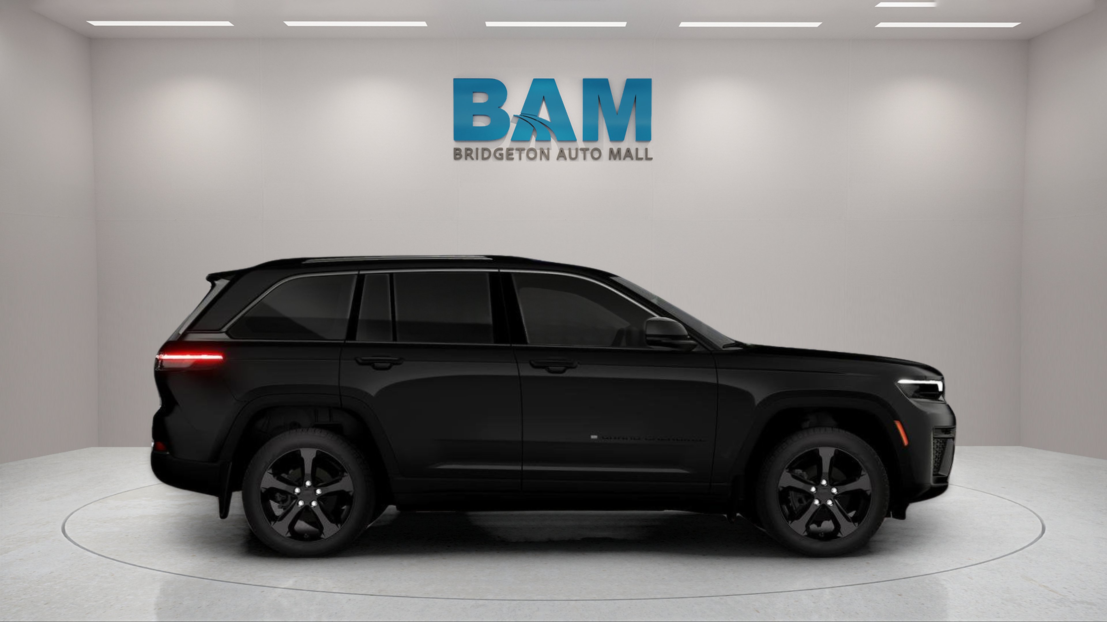 New 2026 Diamond Black Crystal Pearl-Coat Exterior Paint Jeep Limited image 18