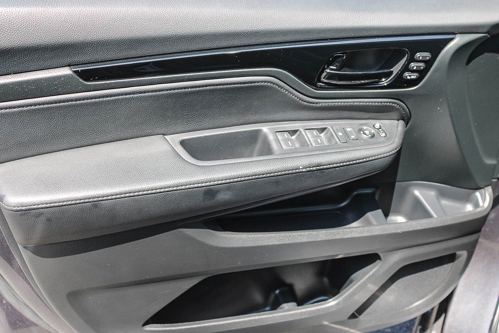 2023 Honda Odyssey Elite - Photo 20