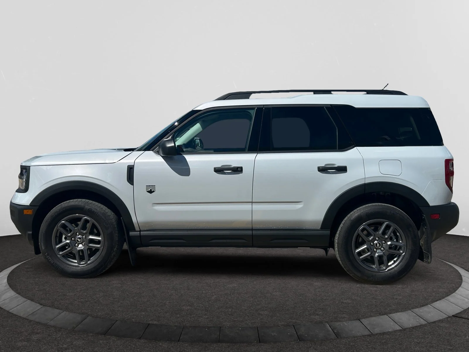New 2026 Space White Metallic Ford Big Bend image 2