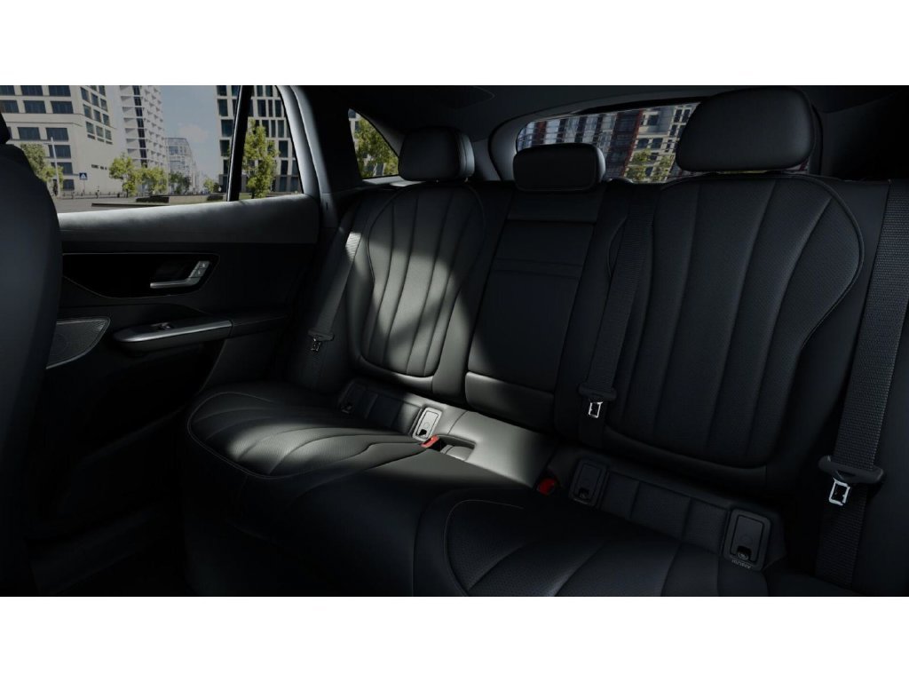 Certified Used 2023 Obsidian Black Metallic Mercedes-Benz 350 SUV 4MATIC® image 5