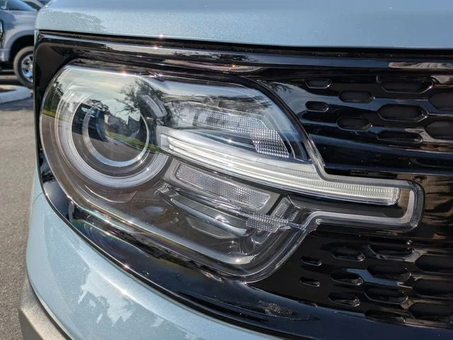 New 2026 Azure Gray Metallic Tri-Coat Ford Badlands® image 10