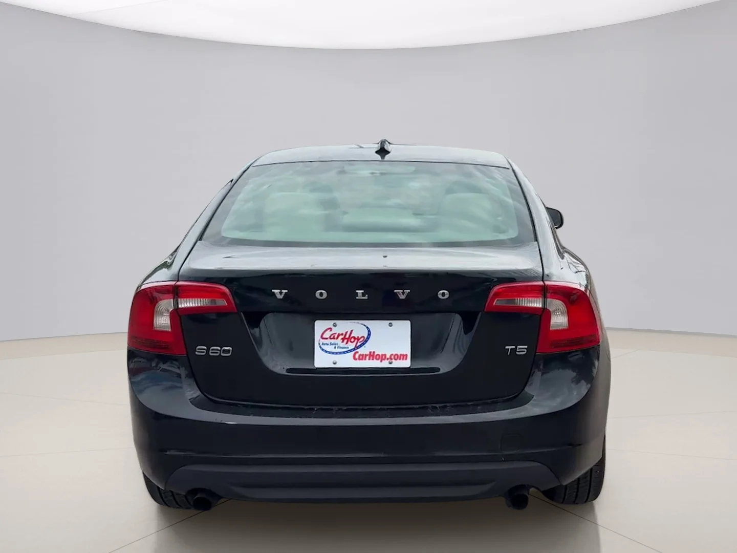 Used 2012 Black Volvo T5 image 4