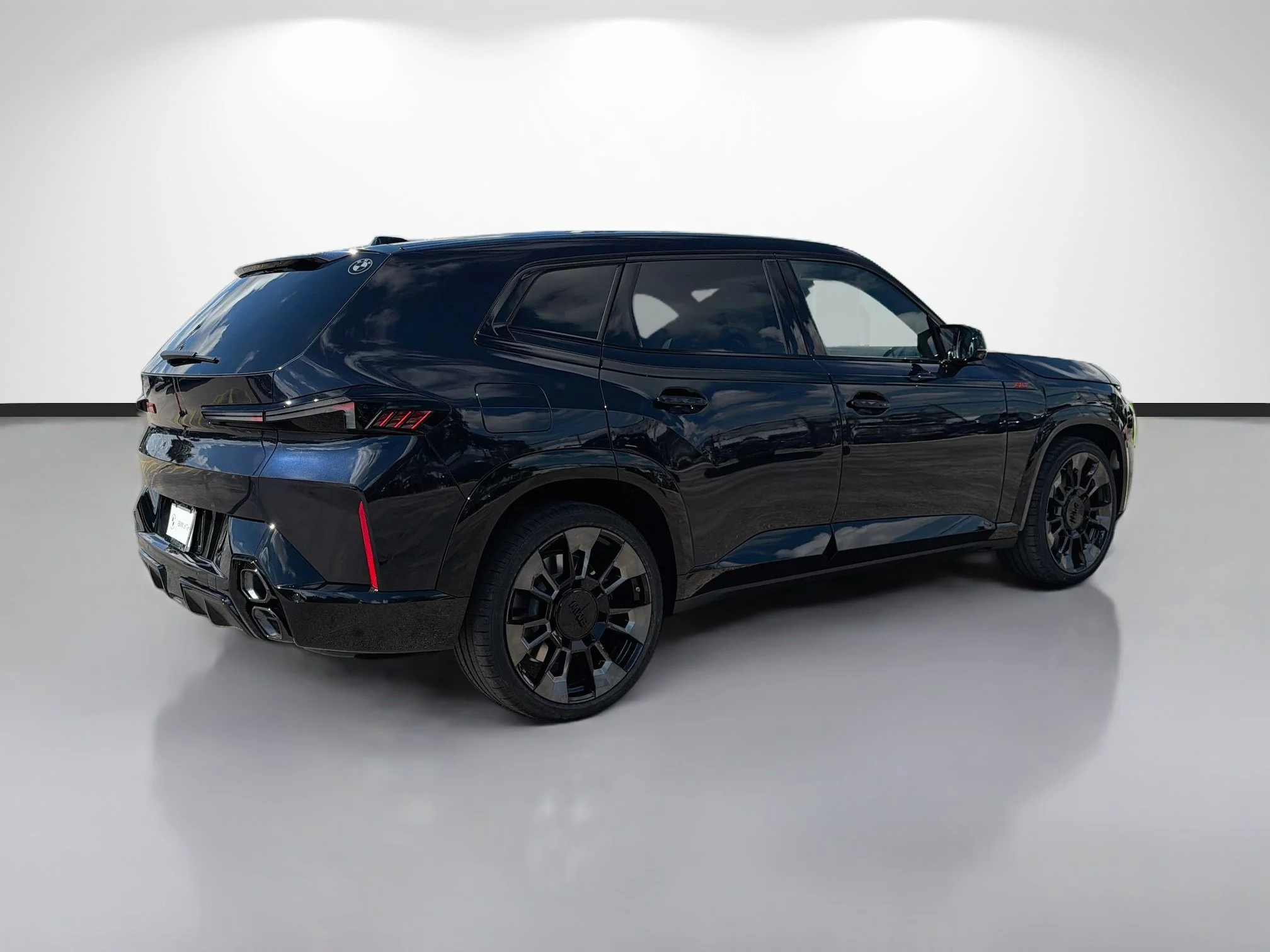 New 2027 Carbon Black Metallic BMW Label image 3