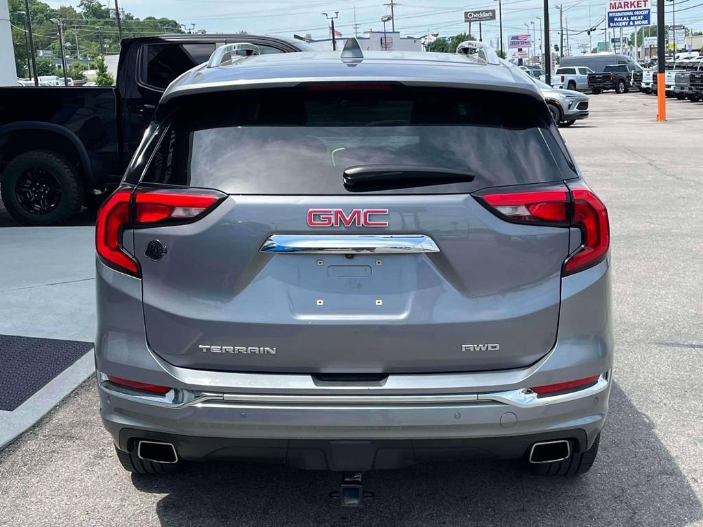 Certified Used 2018 SATIN STEEL METALLIC GMC Denali image 4
