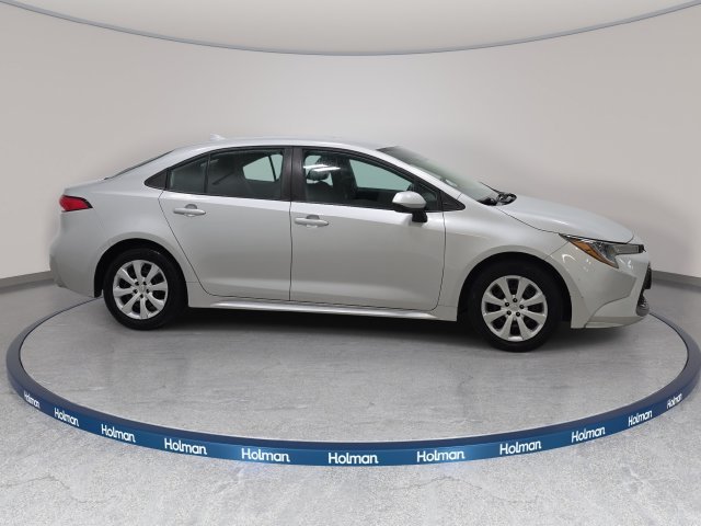 Used 2020 Silver Toyota LE image 5