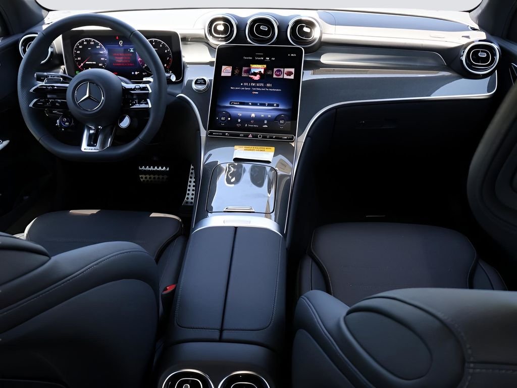 2025 Mercedes-Benz GLC AMG GLC43 - Photo 16