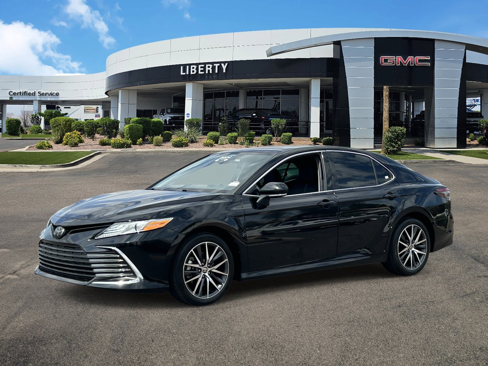 Used 2024 Black Toyota XLE image 30