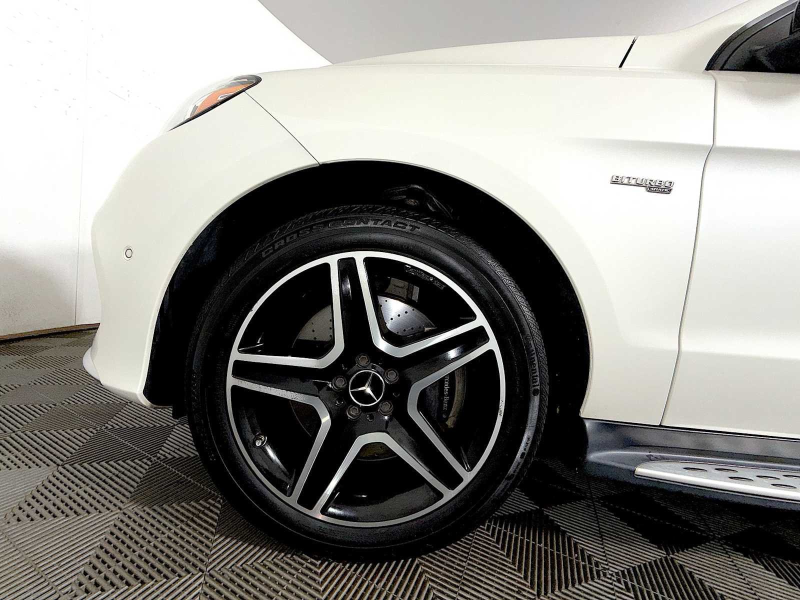 Used 2018 designo Diamond White Metallic Mercedes-Benz AMG® GLE 43 image 8