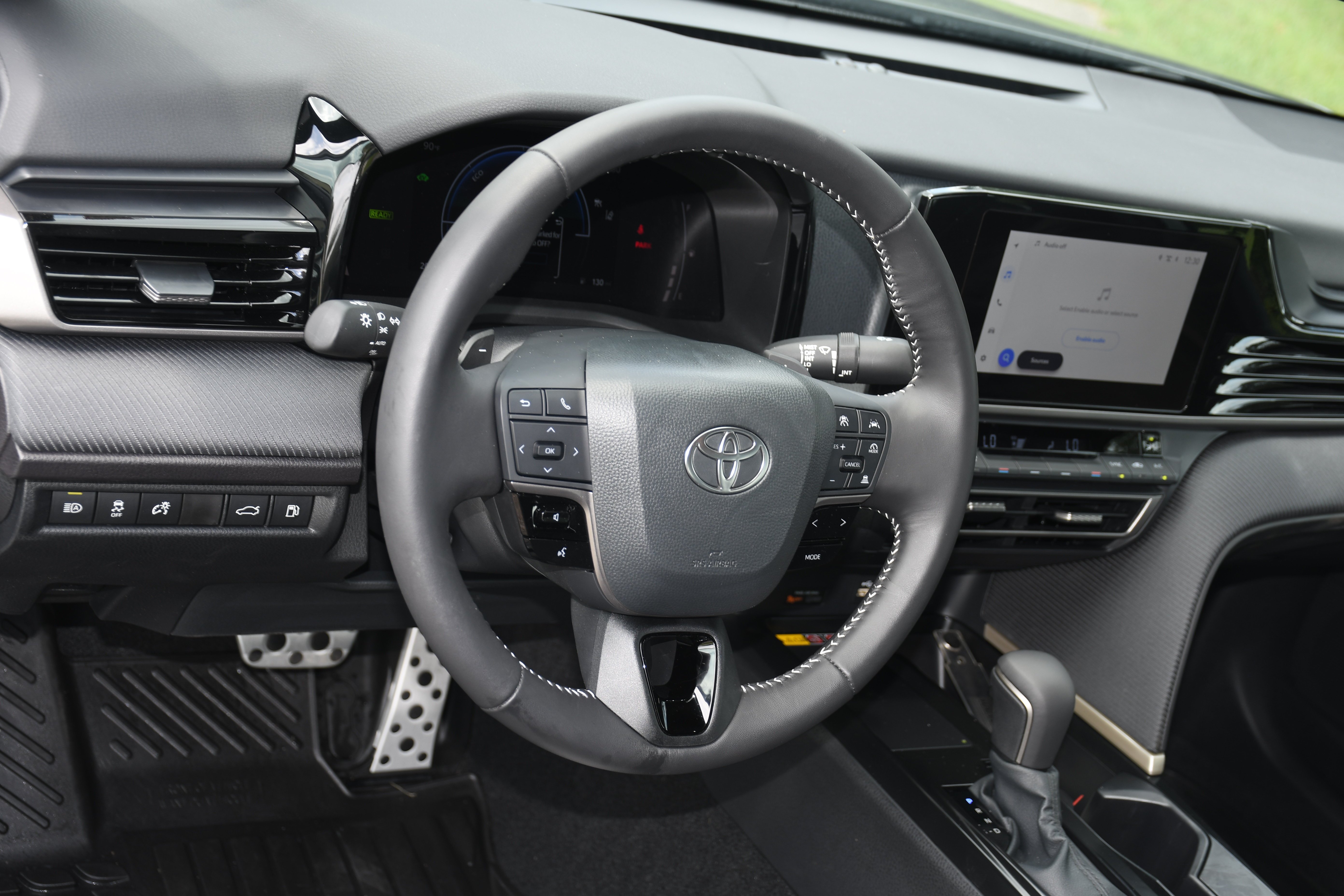 Used 2026  Toyota SE image 8